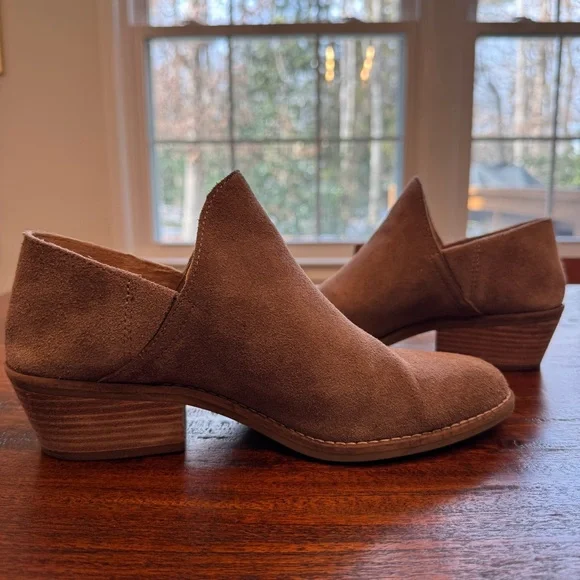 Lucky Brand Suede Ankle Boot - Picture 3 of 7